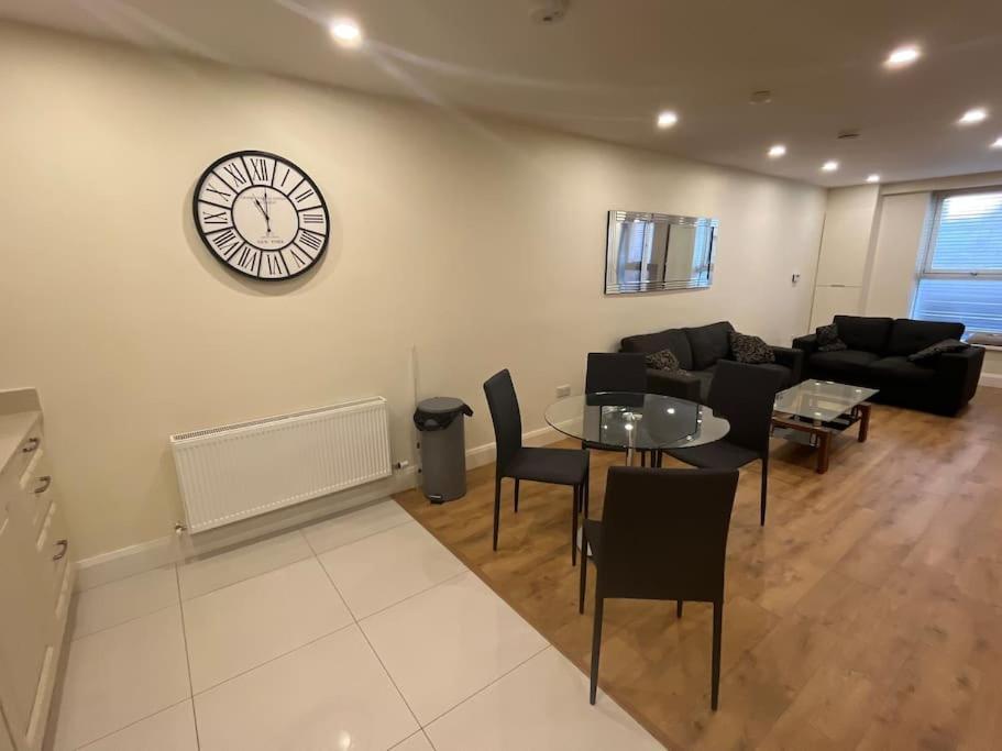 City Beach Gem 5 Adult Spaces Plus Child 都柏林 外观 照片